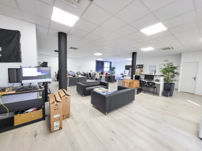 Vente Immobilier Professionnel Bureaux Six-Fours-les-Plages (83140)