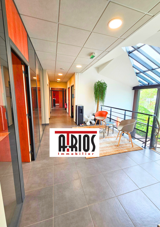 Location Immobilier Professionnel Bureaux Solliès-Ville (83210)