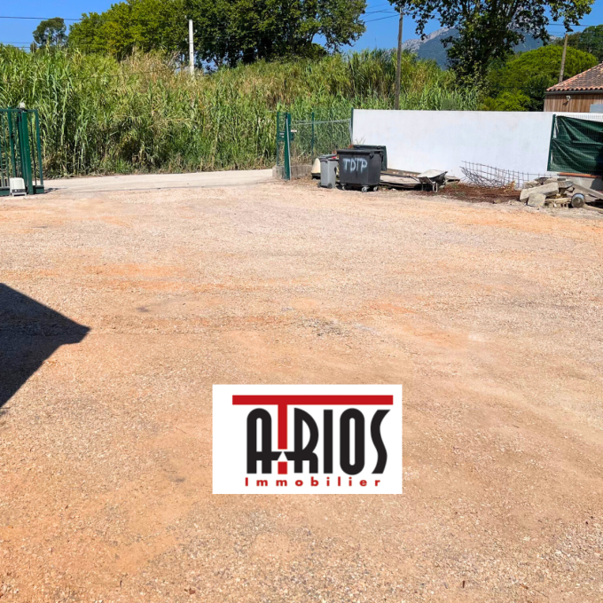 Location Immobilier Professionnel Terrains La Crau (83260)