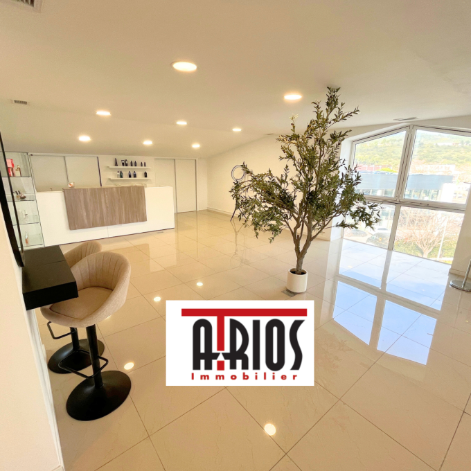 Location Immobilier Professionnel Bureaux La Garde (83130)